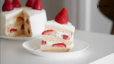 Olive Garden Strawberry Cream Cake Recipe
