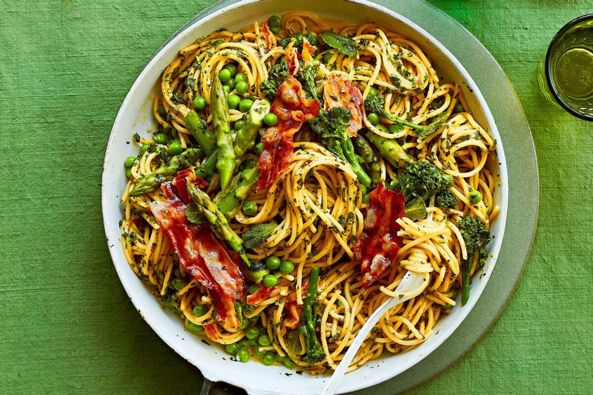 A beautiful bowl of Spring Greens Carbonara